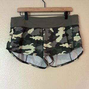 LULULEMON Green Camo 2.5” Speed Up Shorts